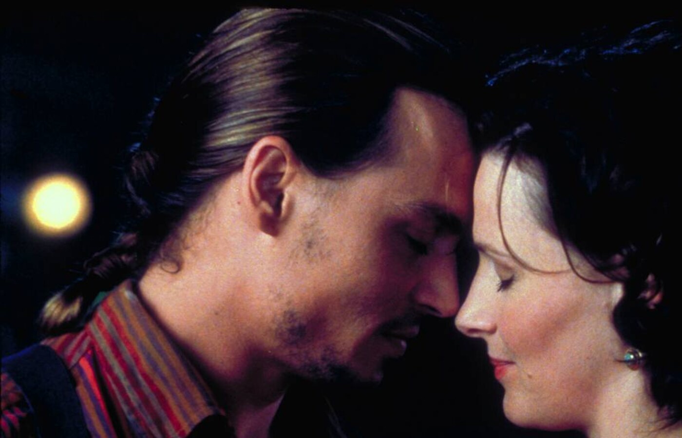 Still from Chocolat, 2000